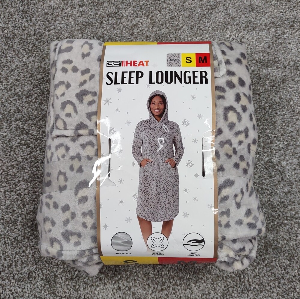32 Degrees Sleep Lounger Women S/M Gray Velour Leopard Hooded Robe Hoodie NEW